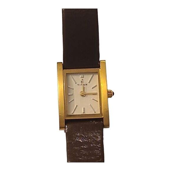 Titan Watch 2171YDA India Gold Tone Case Brown Leather Band Needs New Battery - Picture 2 of 8